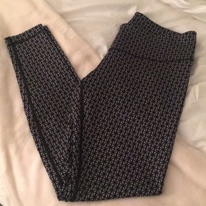 Lululemon wunder under leggings (black/gray print)